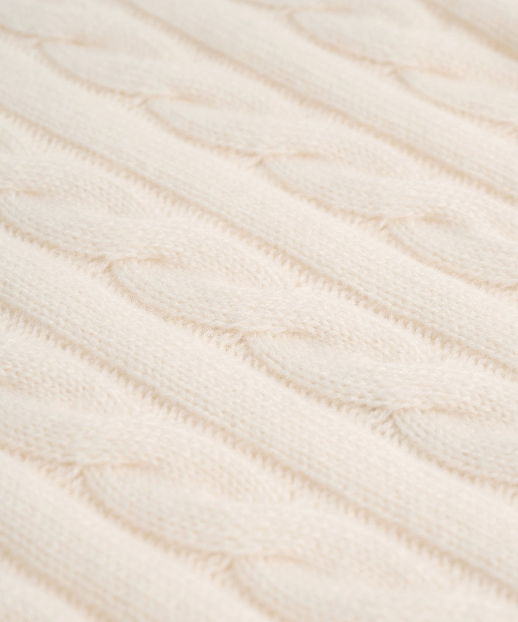 SOCI3TY Trui crewneck cable knit merinowol/kasjmier off - white - The Society Shop