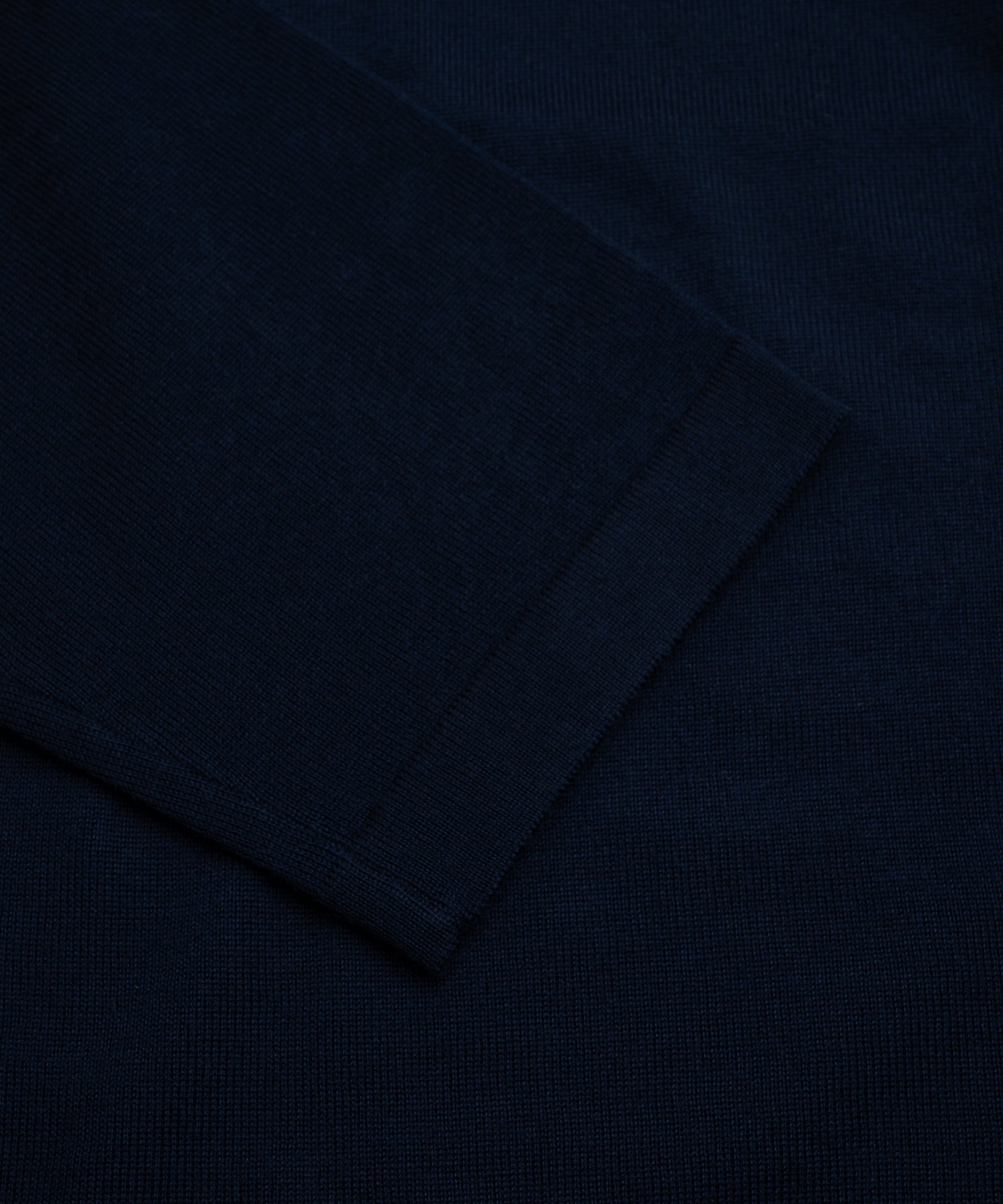 SOCI3TY Limited Fashion Trui crewneck extra fine merino donkerblauw - THE SOCIETY SHOP