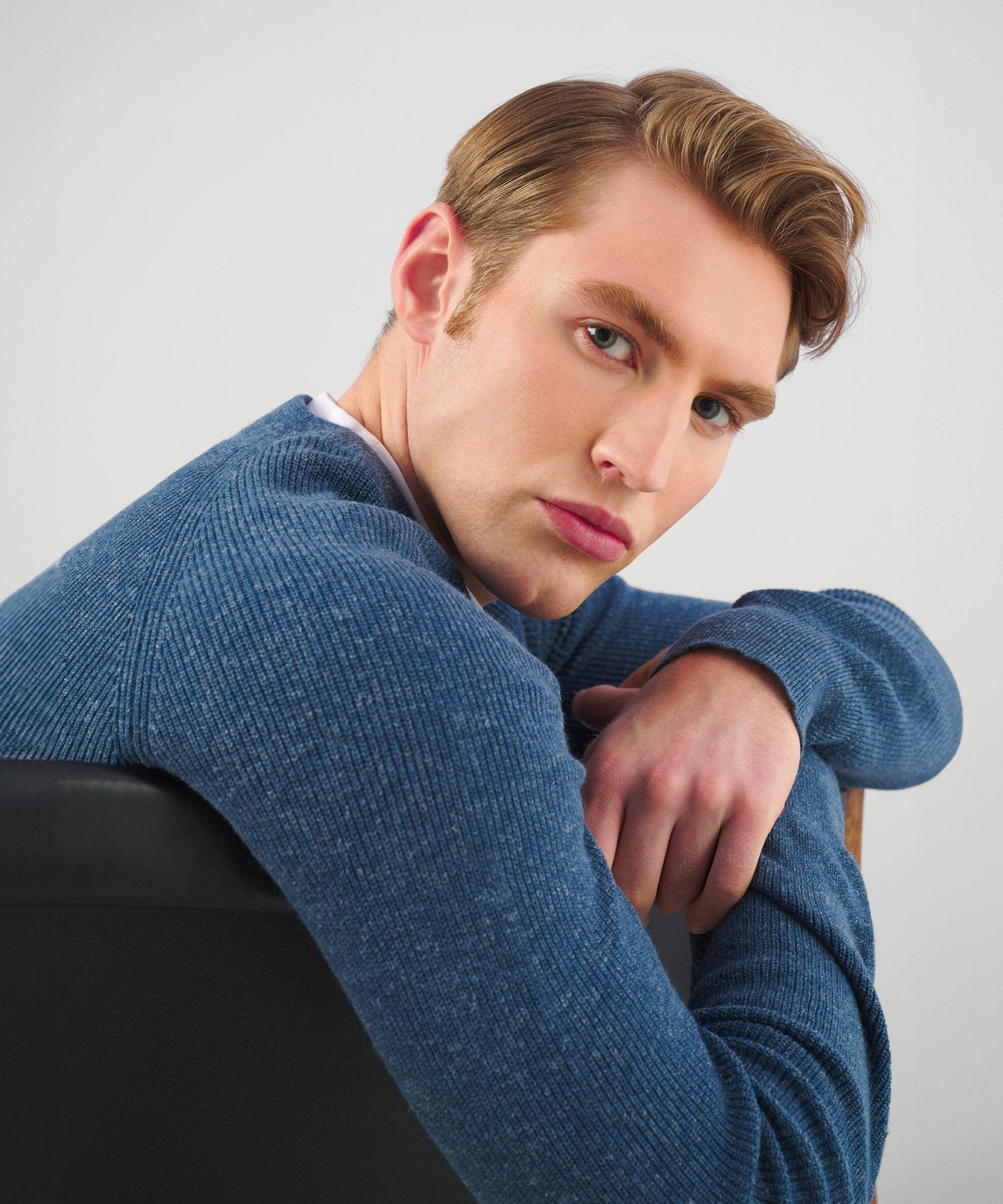 SOCI3TY Trui crewneck katoen/linnen blauw - The Society Shop