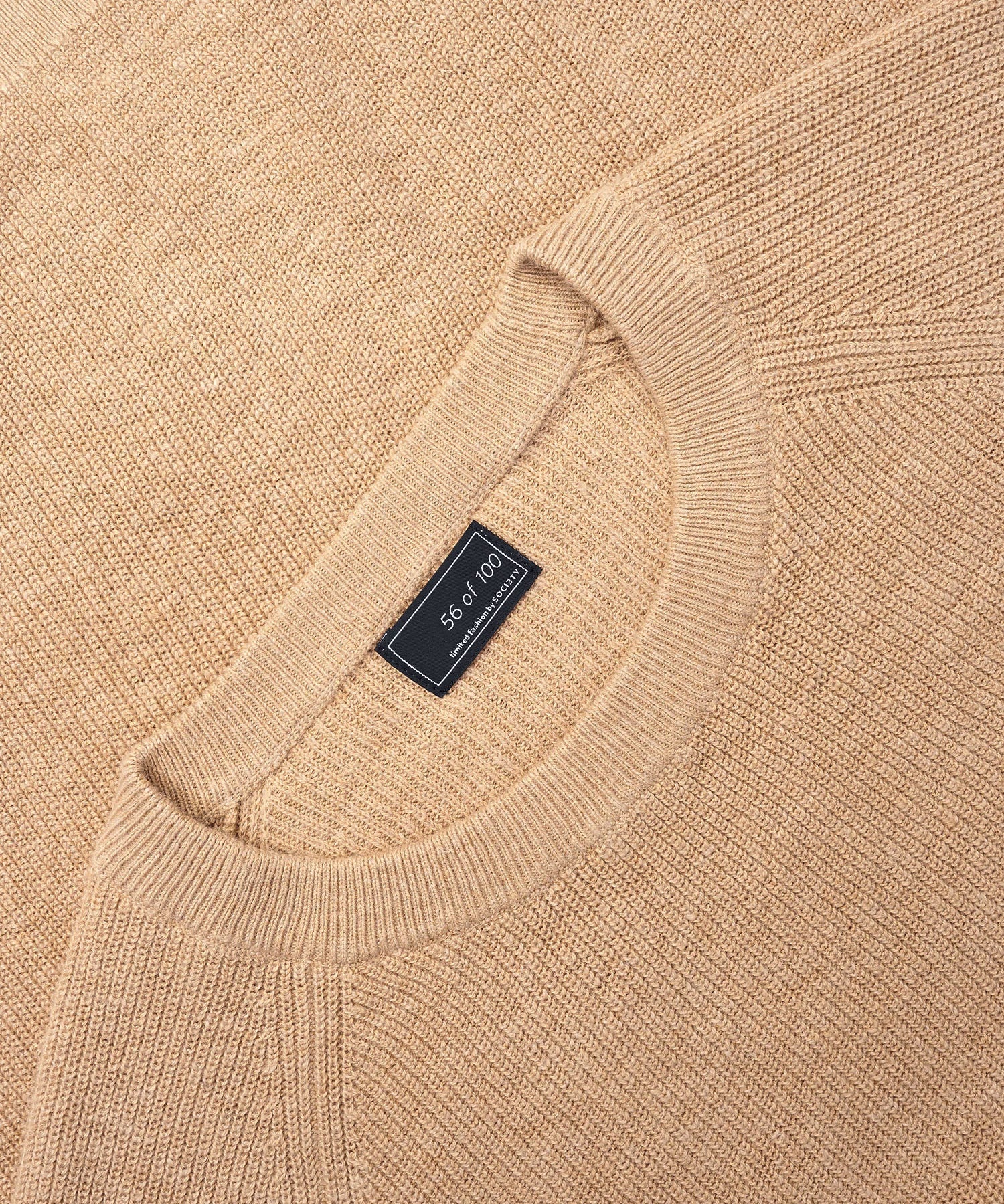 SOCI3TY Trui ronde hals katoen lichtbruin - The Society Shop