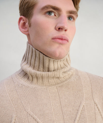 SOCI3TY Trui turtleneck heavy cable knit wol/kasjmier beige - The Society Shop