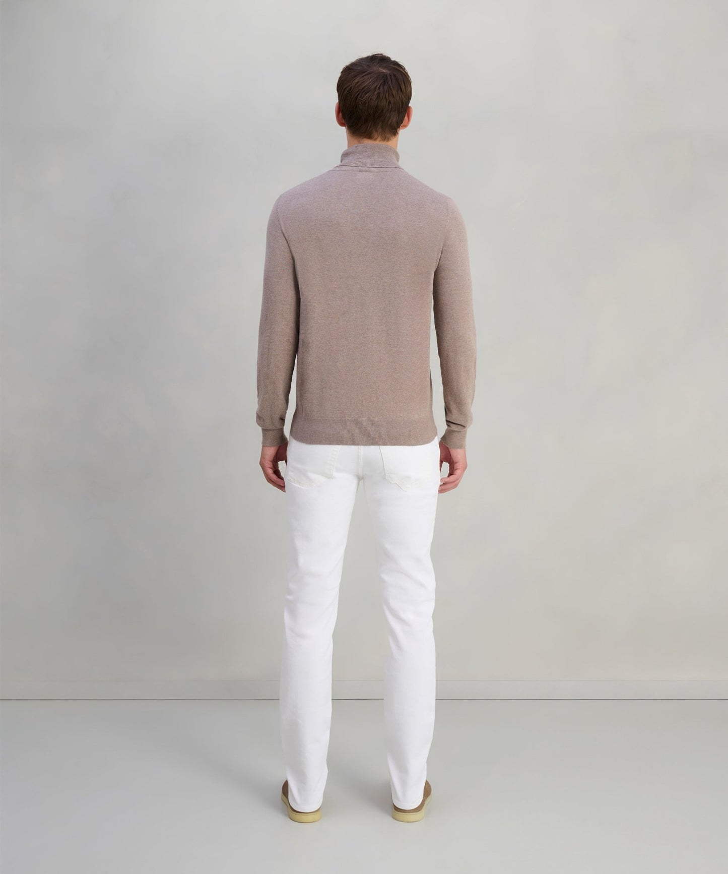 SOCI3TY Trui turtleneck katoen/kasjmier beige - The Society Shop