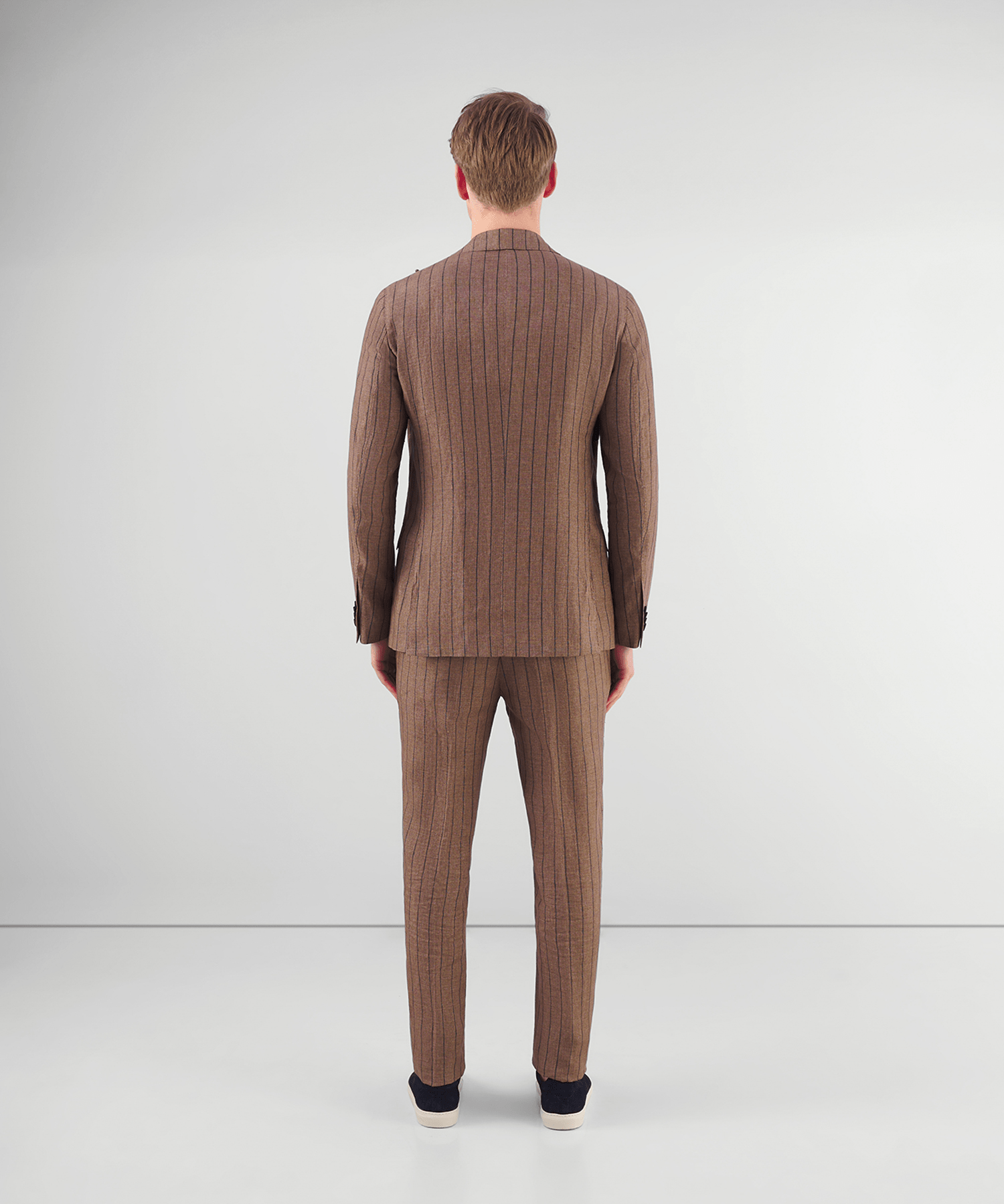 SOCI3TY Tweedelig gestreept linnen pak bruin - The Society Shop