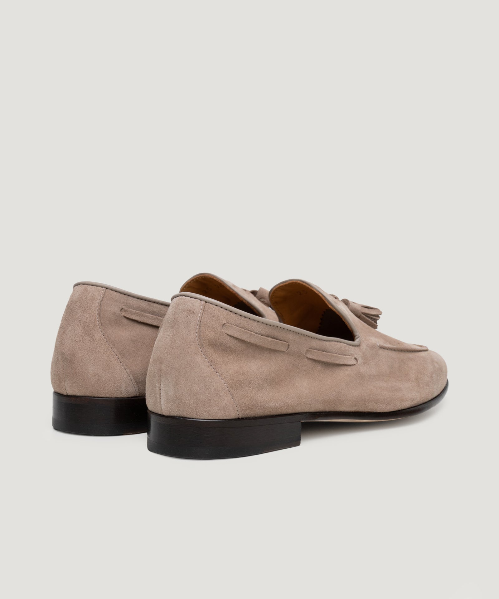 SOCI3TY Limited Fashion Unlined soft tassel loafer suède zand - THE SOCIETY SHOP