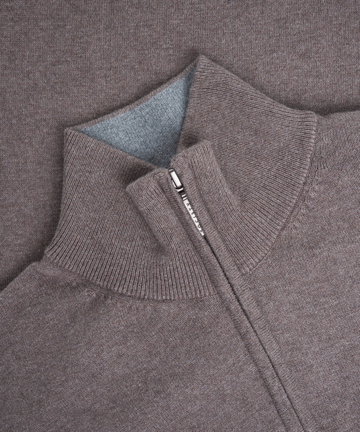 Trui half-zip katoen/kasjmier iced coffee